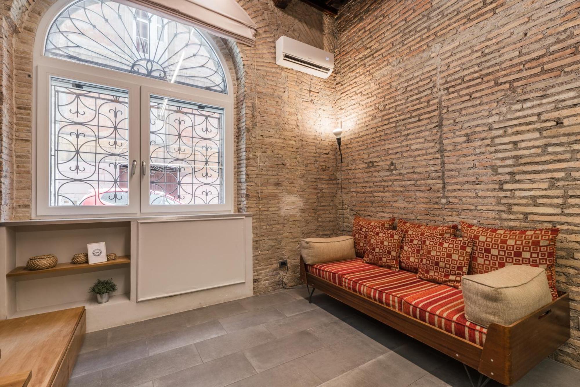 Monti - Colosseo - Luxury Loft 1bdr - New *